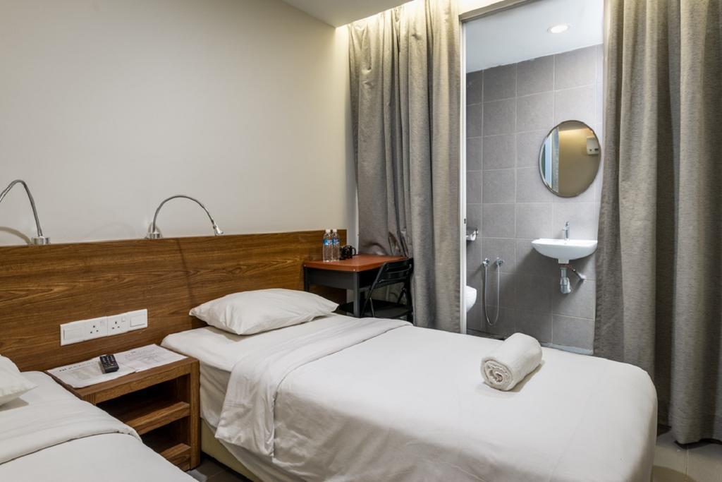 Max Hotel Subang Jaya Exterior photo