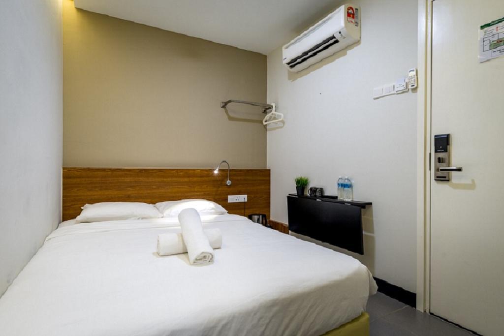 Max Hotel Subang Jaya Exterior photo